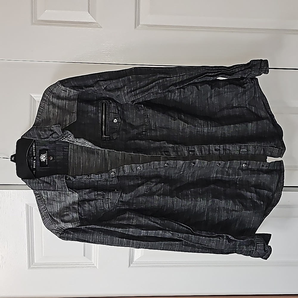 Rock & Republic Long Sleeve Button Down Grey XL